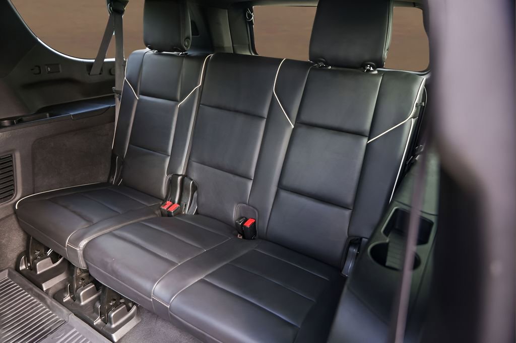 Used 2021 Cadillac Escalade ESV Sport w/ Driver Assist Tech Package AWD/4WD image 28