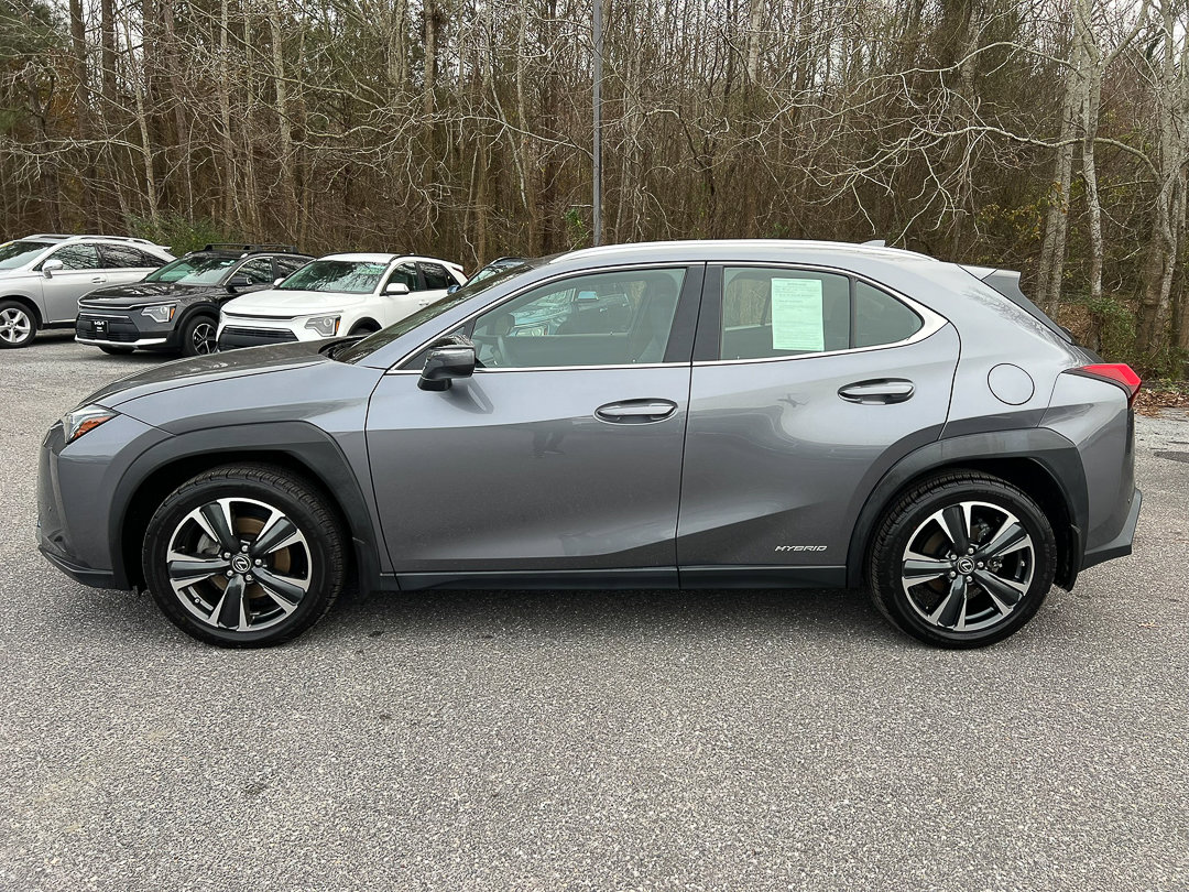 Used 2020 Lexus UX 250h w/ Premium Package image 2