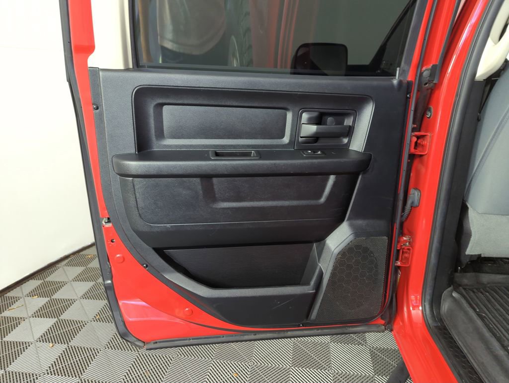 Used 2014 RAM 1500 Express image 26