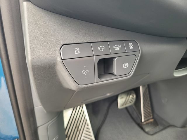 Used 2024 Kia EV9 GT-Line AWD/4WD image 17