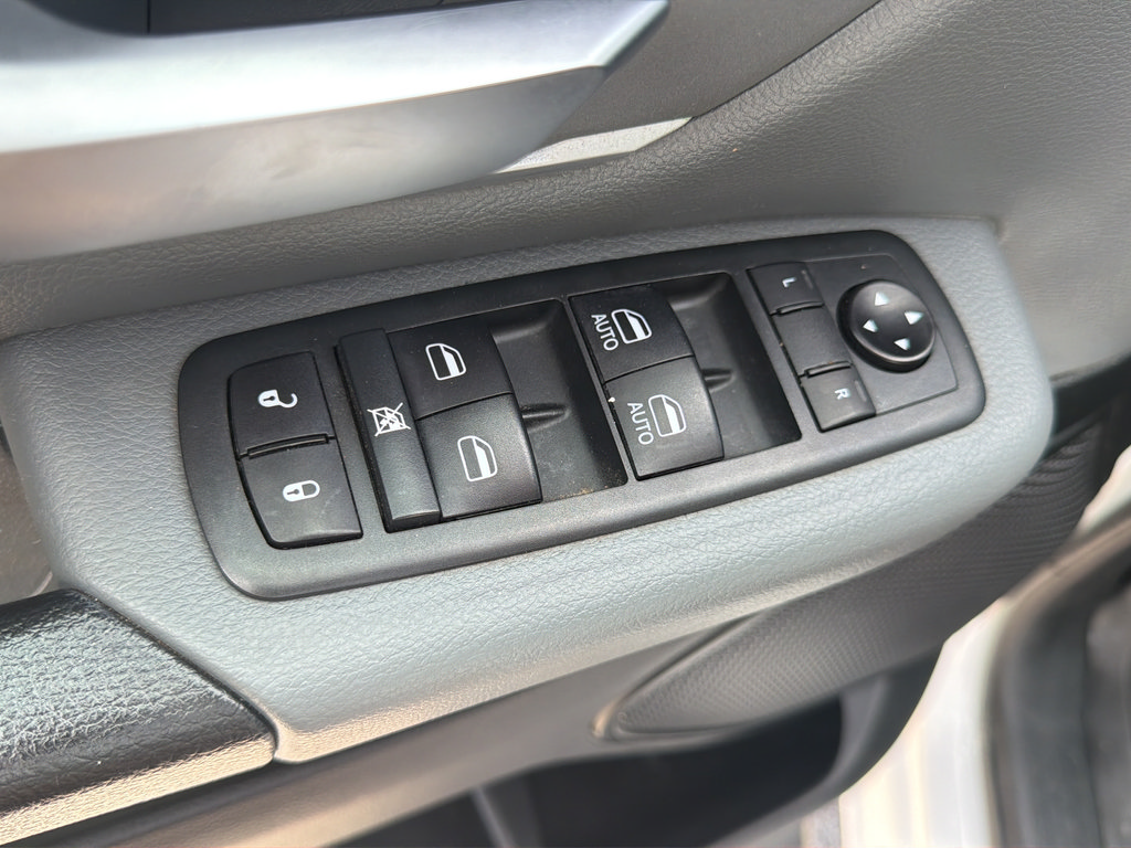 Used 2020 RAM 1500 Big Horn AWD/4WD image 18