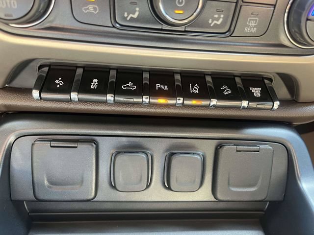 Used 2018 GMC Sierra 3500 Denali w/ Duramax Plus Package AWD/4WD image 32