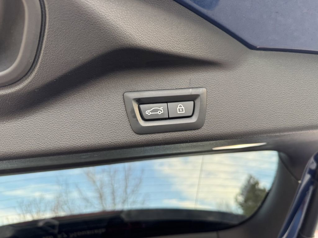 Used 2021 BMW X5 xDrive40i w/ Premium Package 2 image 12