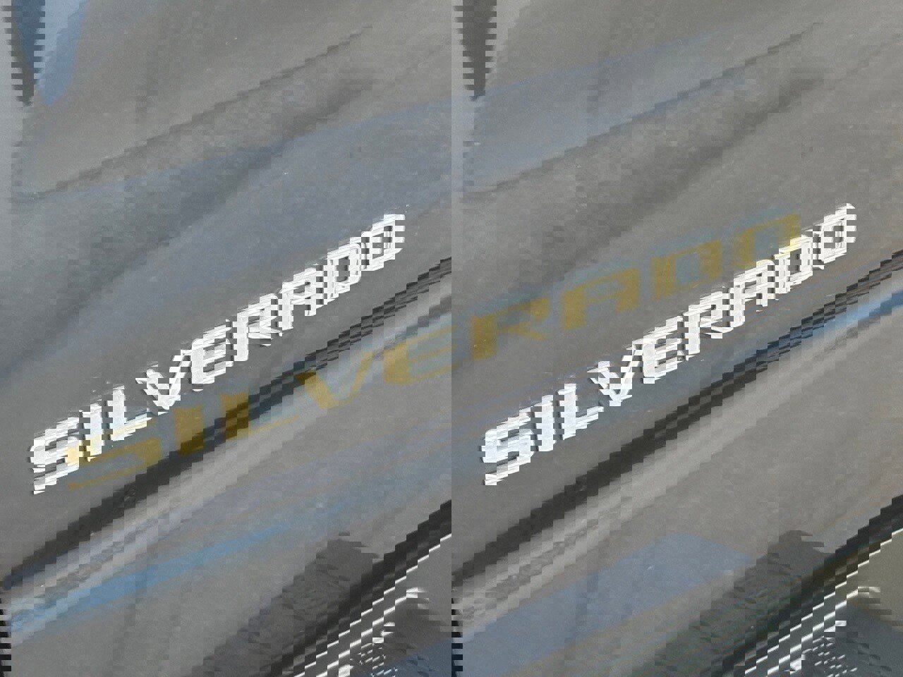 Used 2022 Chevrolet Silverado 1500 LT image 10