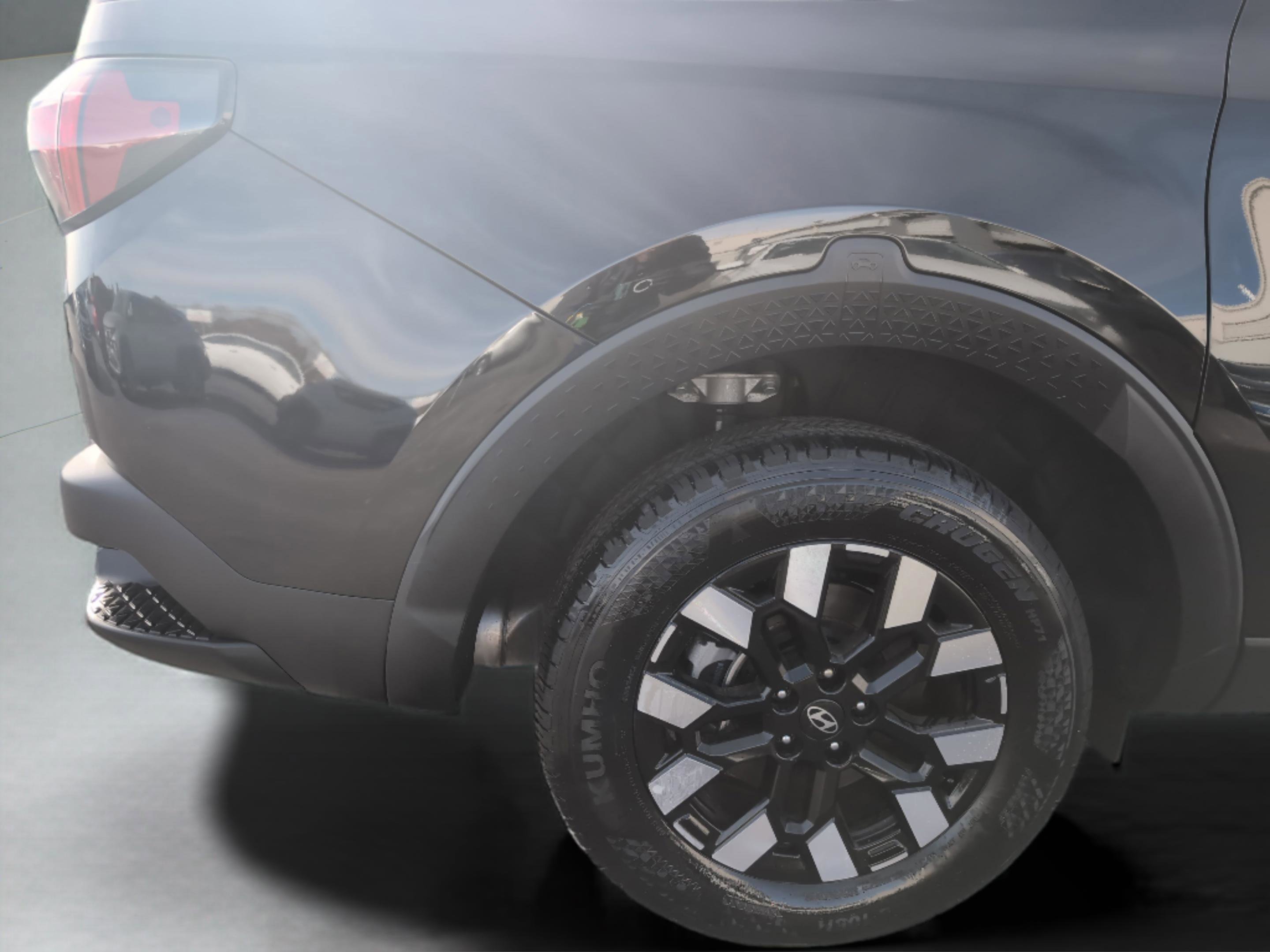 Used 2025 Hyundai Santa Cruz SEL image 34