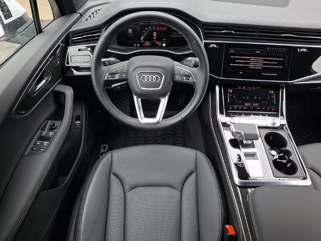 Used 2026 Audi Q7 3.0T Premium Plus AWD/4WD image 11