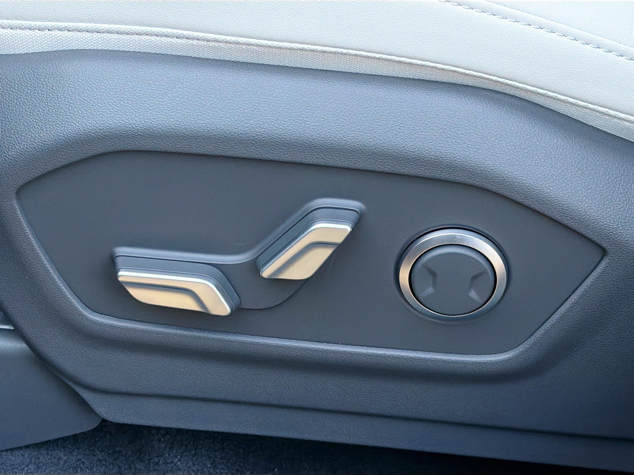 New 2026 Hyundai Santa Fe SEL image 23