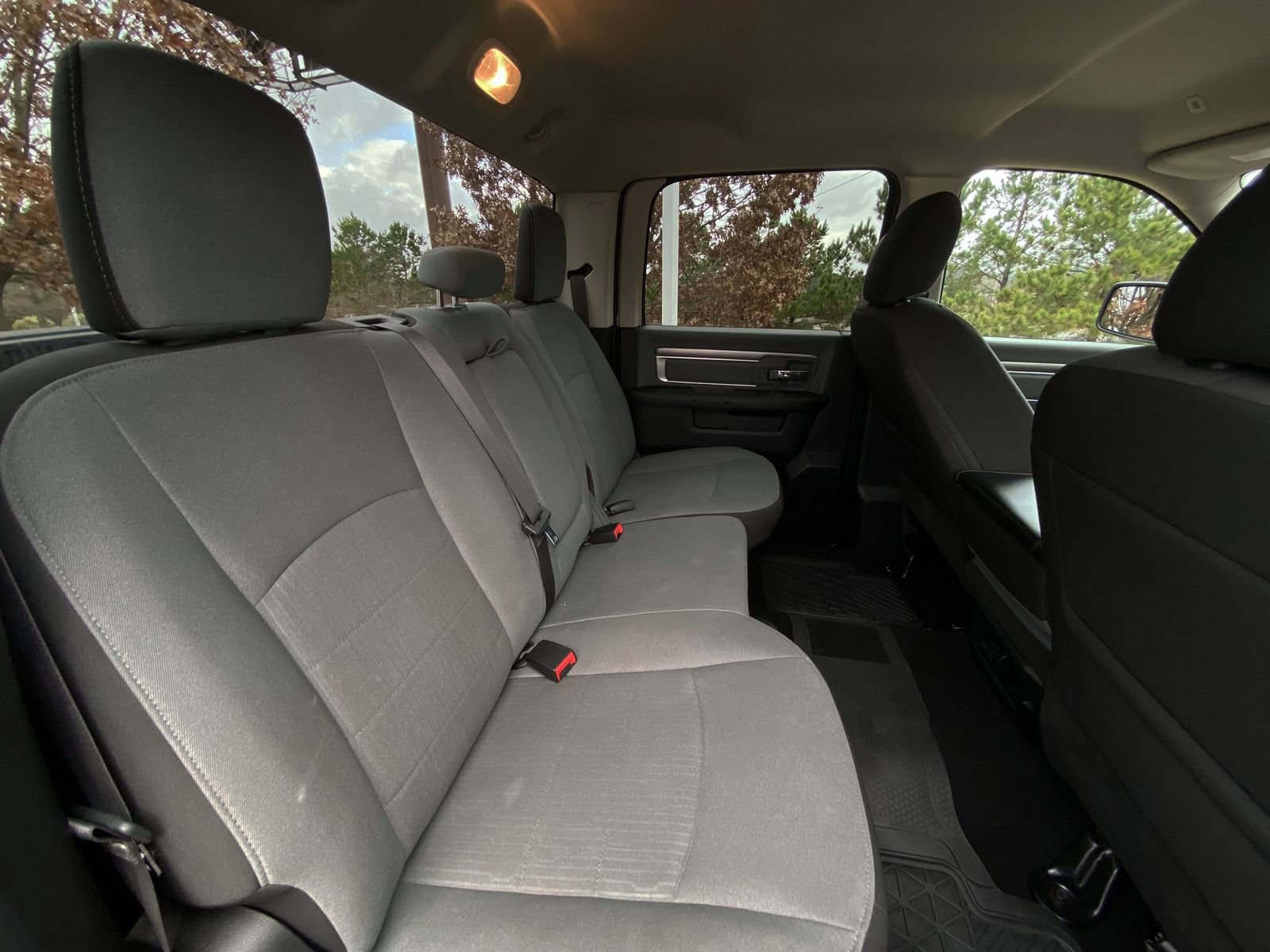 Used 2023 RAM 1500 Classic SLT image 27