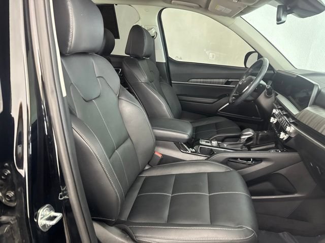 Certified 2024 Kia Telluride EX w/ EX Captain's Chair Package AWD/4WD image 22