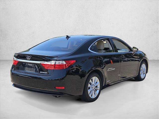 Used 2013 Lexus ES 300h w/ Premium Pkg FWD image 5