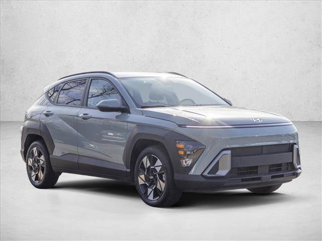 Used 2024 Hyundai Kona SEL video 3