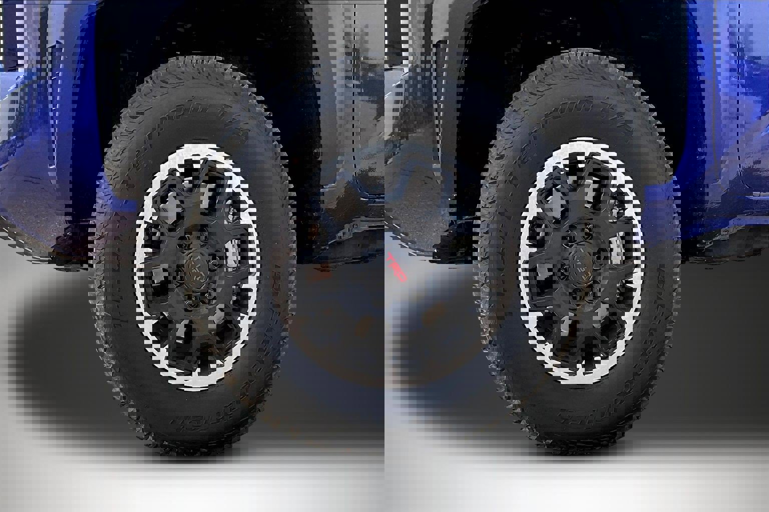 Used 2024 Toyota Tacoma TRD Off-Road AWD/4WD image 34