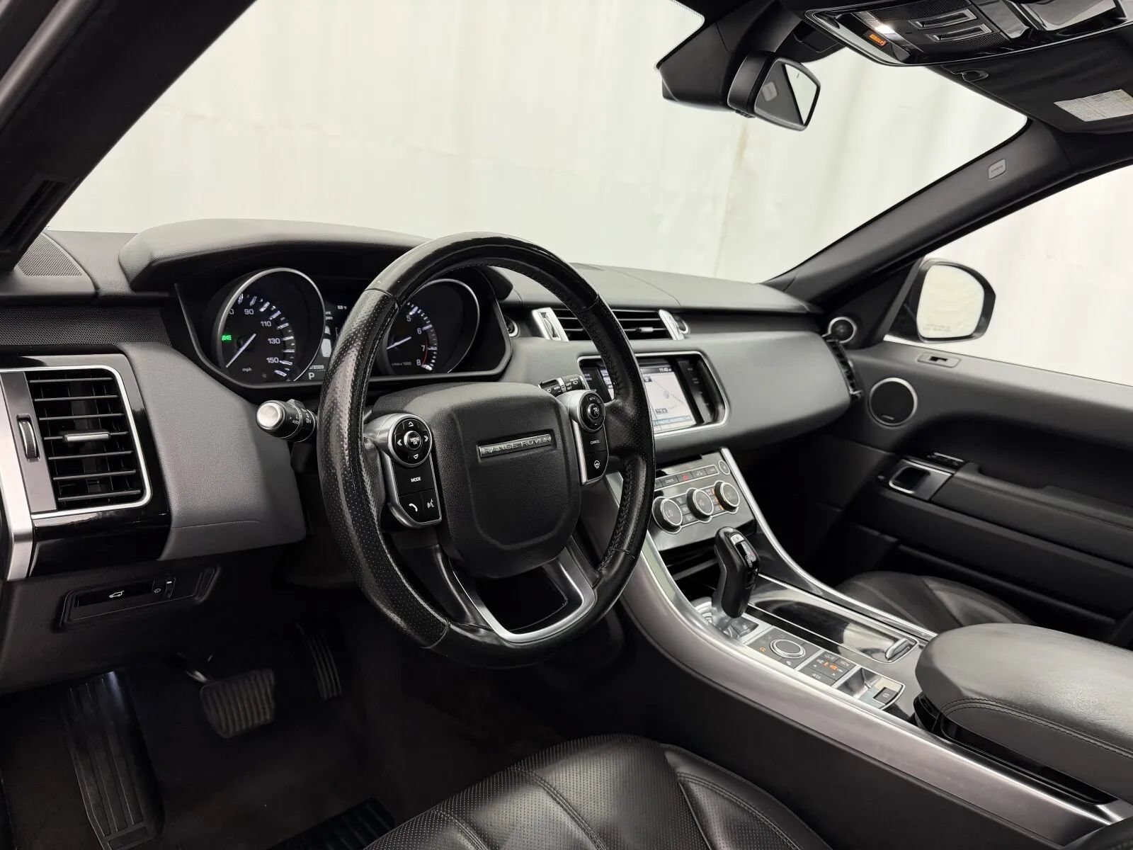 Used 2014 Land Rover Range Rover Sport HSE AWD/4WD image 8
