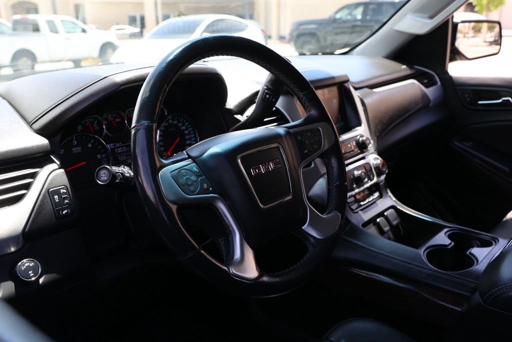 Used 2020 GMC Yukon SLT AWD/4WD image 14