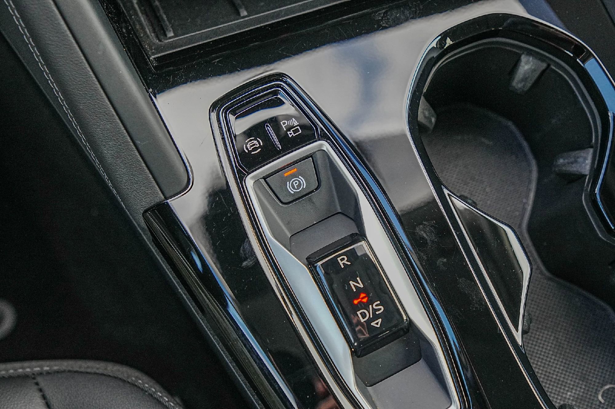 Certified 2025 Audi Q5 Premium w/ Convenience Package image 19