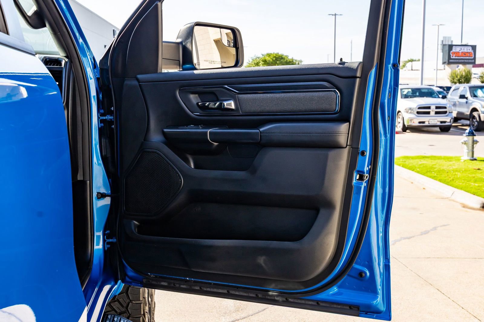 Used 2023 RAM 1500 Big Horn AWD/4WD image 37