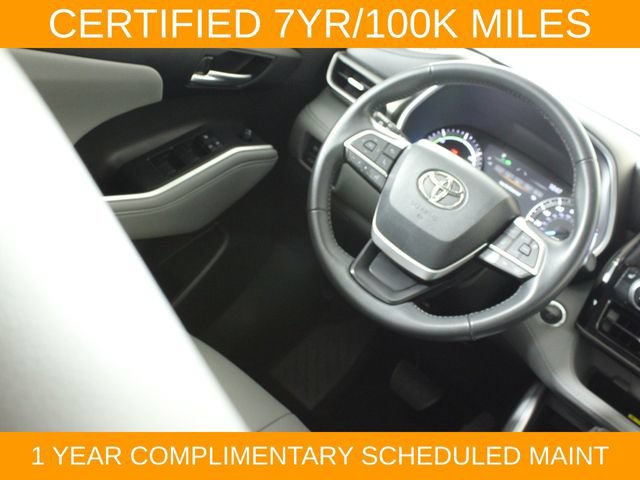 Used 2023 Toyota Highlander XLE AWD/4WD image 17