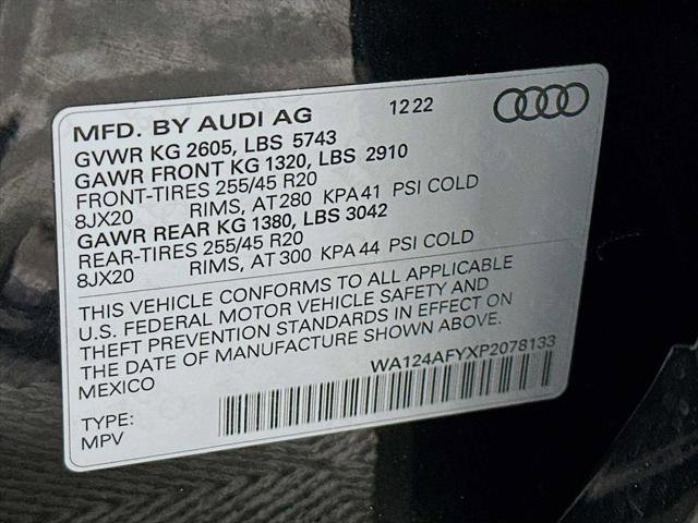 Certified 2023 Audi SQ5 Premium Plus w/ Premium Plus Package AWD/4WD image 31