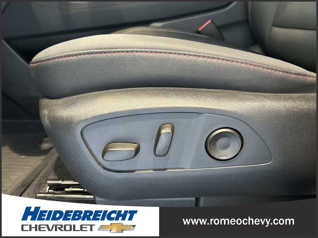 Certified 2024 Chevrolet Traverse Z71 w/ LPO, Floor Liner Package AWD/4WD image 14