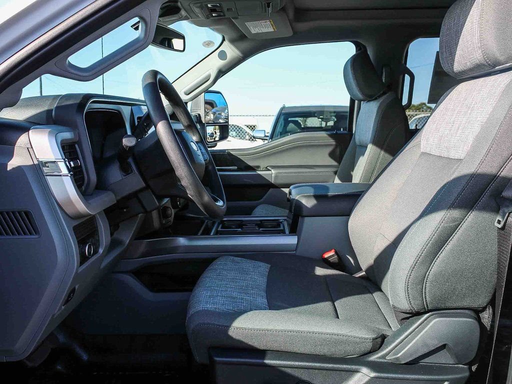 New 2026 Ford F250 XLT w/ XLT Premium Package AWD/4WD image 19