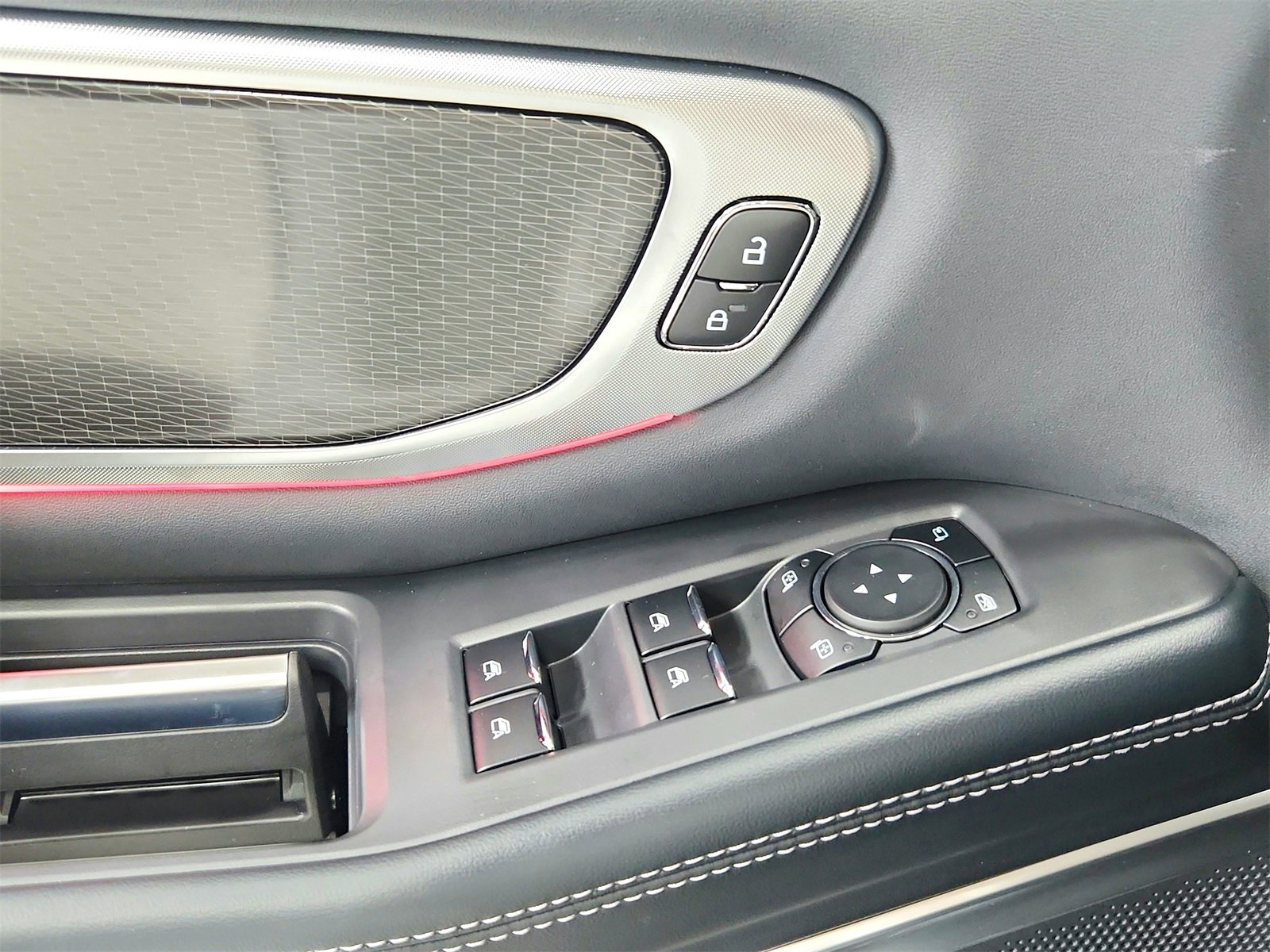 New 2025 Ford Expedition Platinum image 32