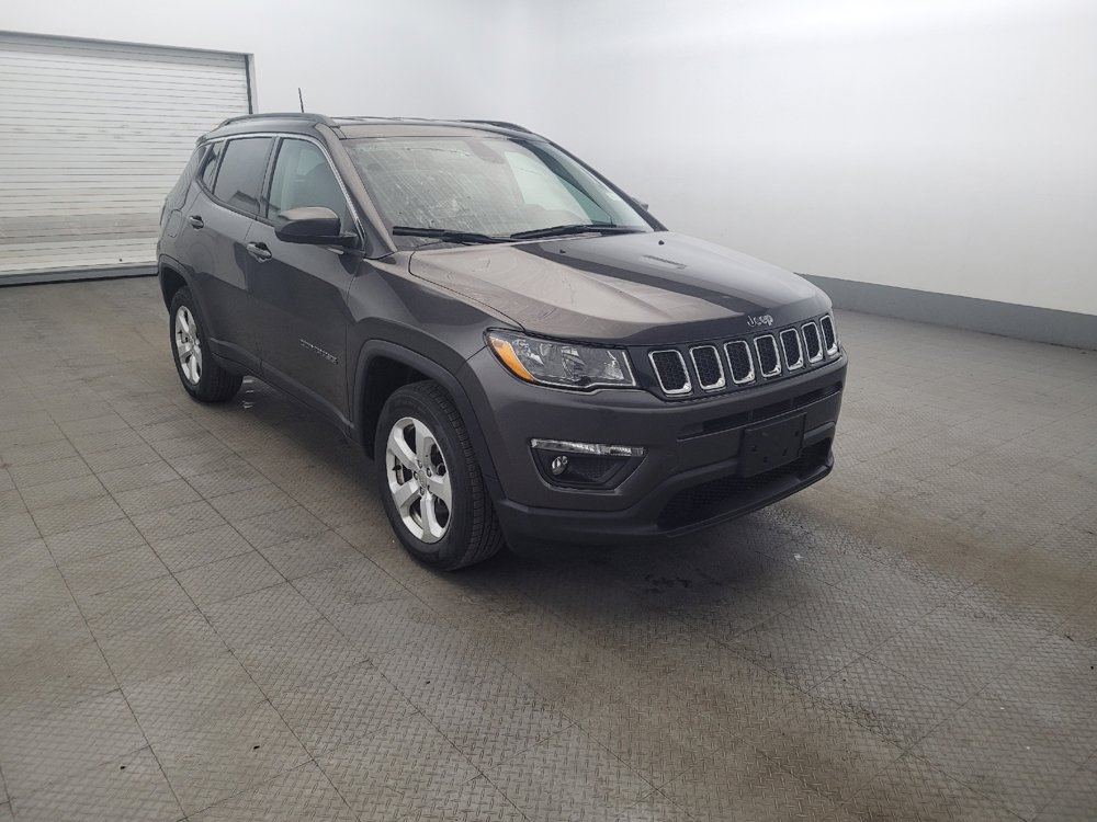 Used 2019 Jeep Compass Latitude w/ Cold Weather Group AWD/4WD image 13