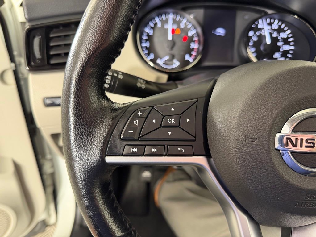 Used 2021 Nissan Rogue Sport SV image 20