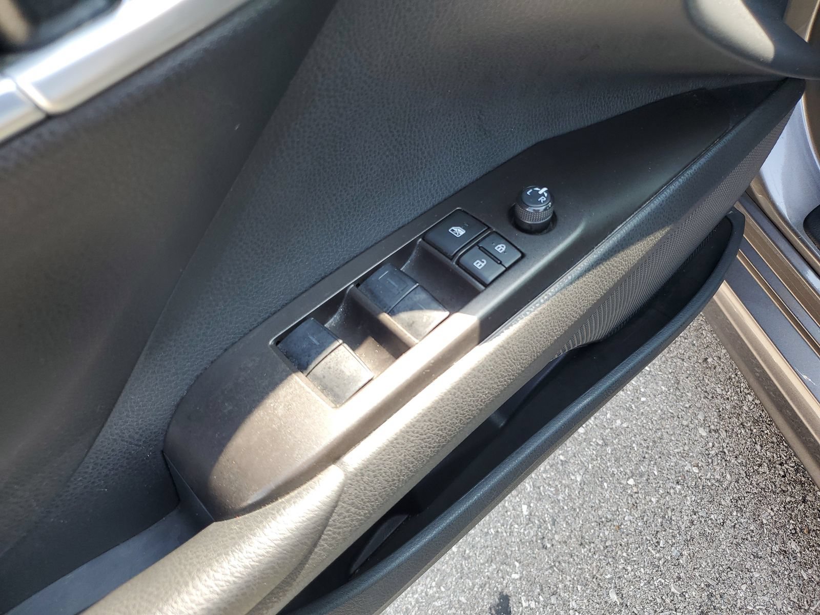 Certified 2024 Toyota Camry SE FWD image 20