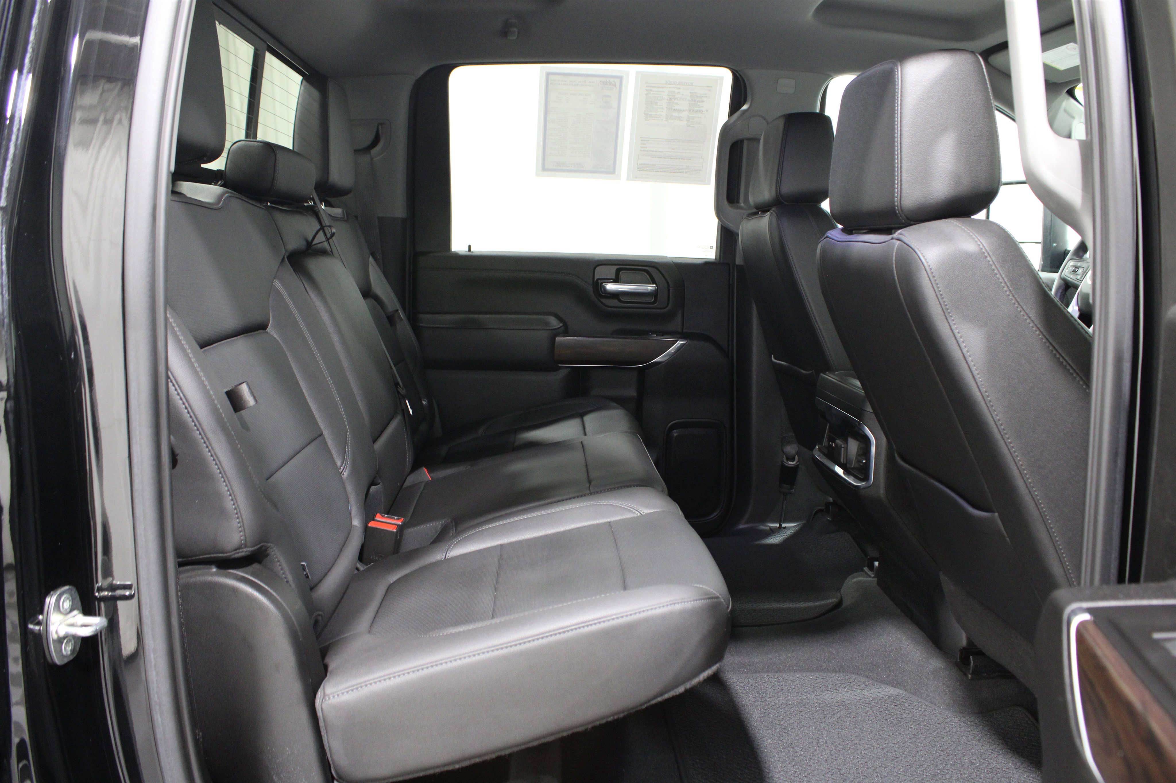 Used 2022 GMC Sierra 2500 SLT w/ SLT Premium Package image 28