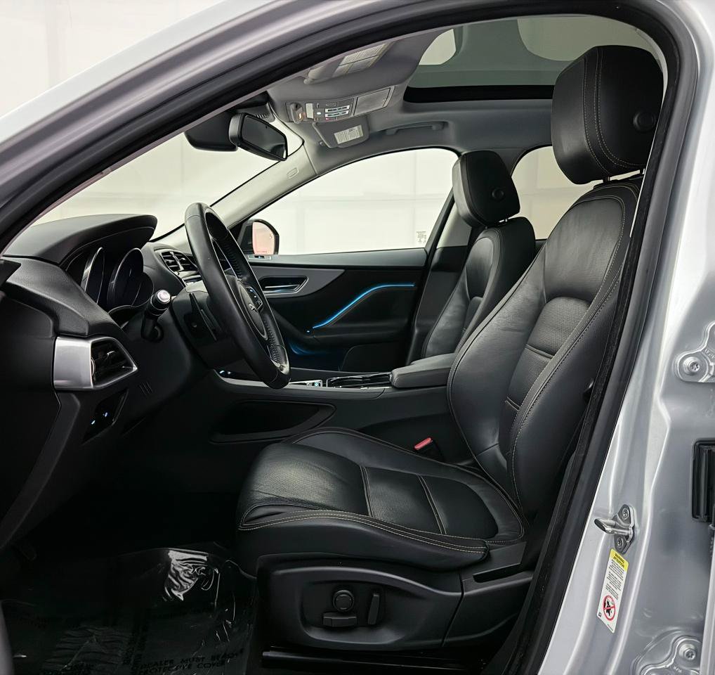 Used 2017 Jaguar F-PACE Prestige AWD/4WD image 18