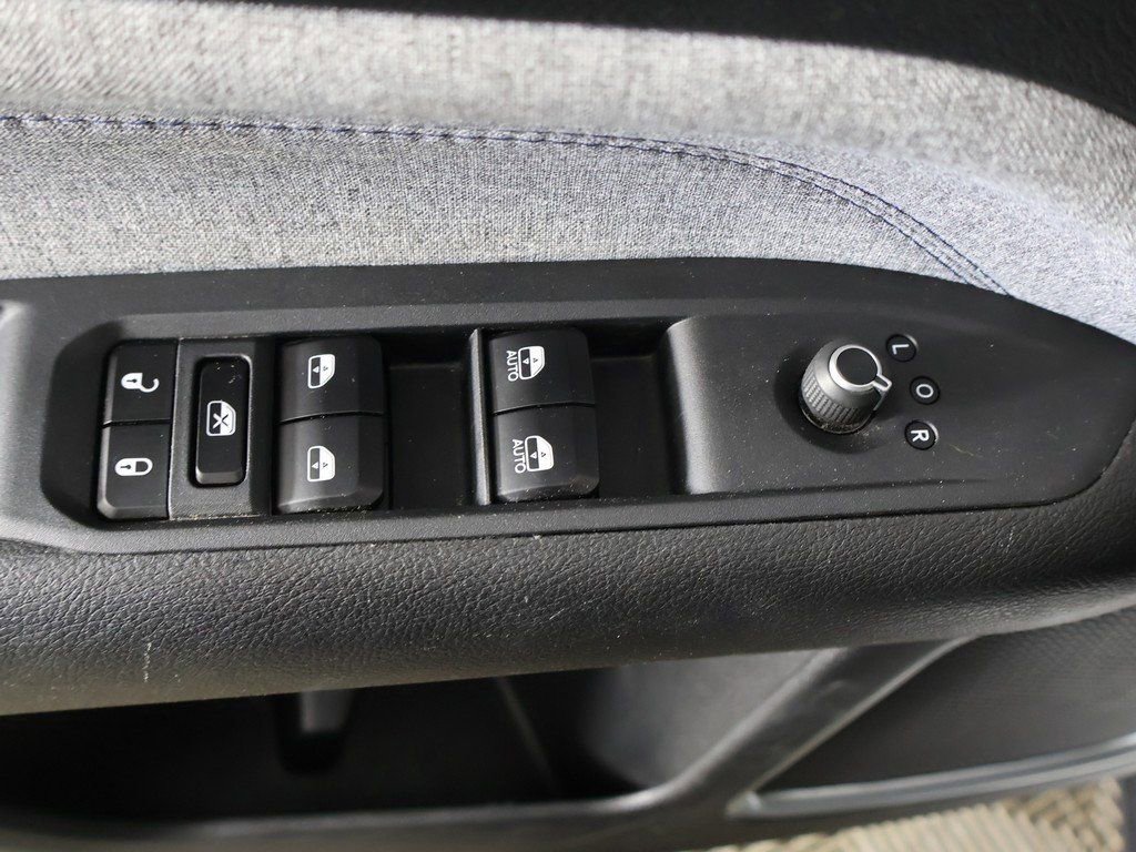 Used 2023 Jeep Compass Latitude image 33