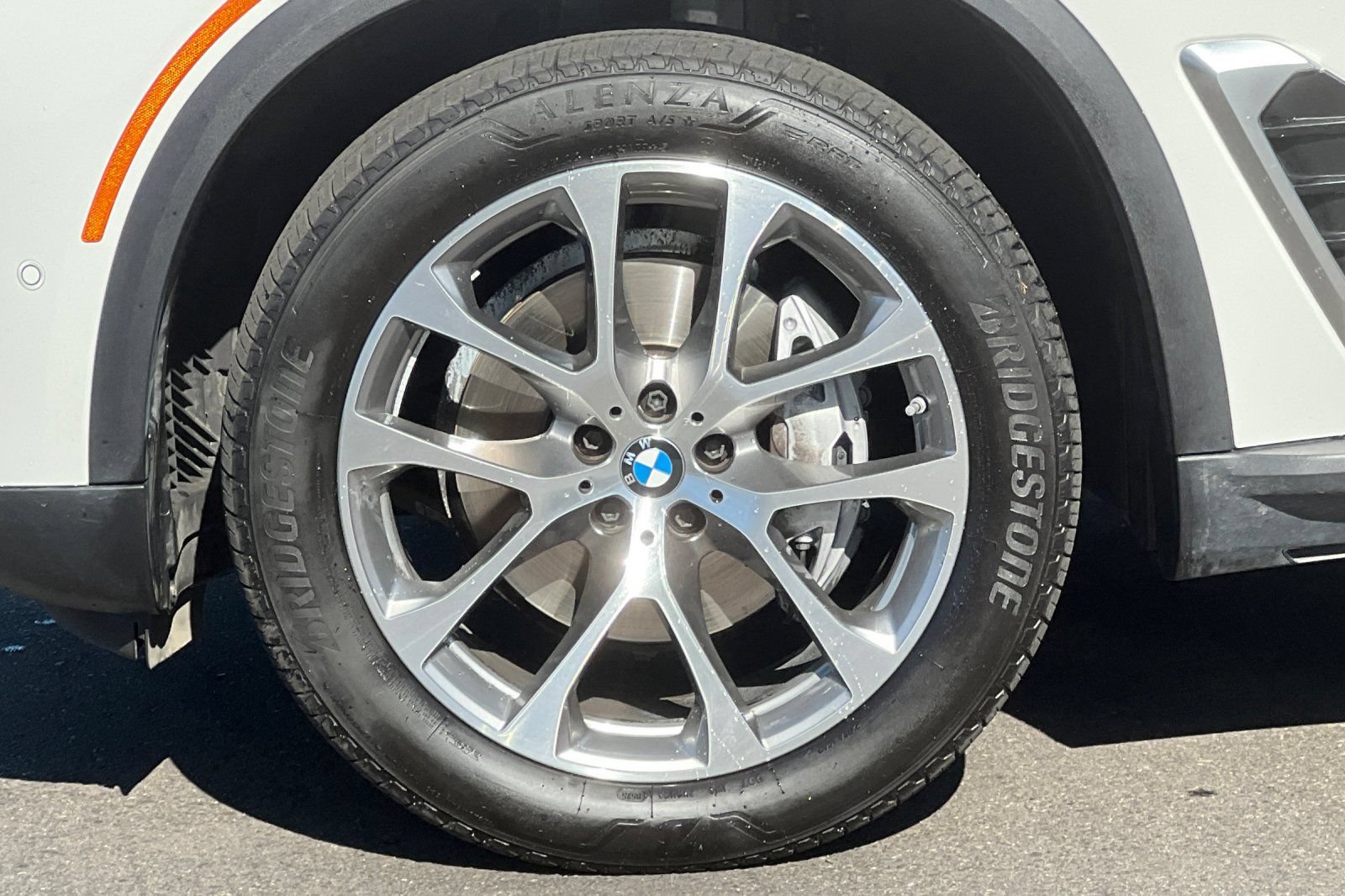 Used 2026 BMW X5 xDrive40i AWD/4WD image 43