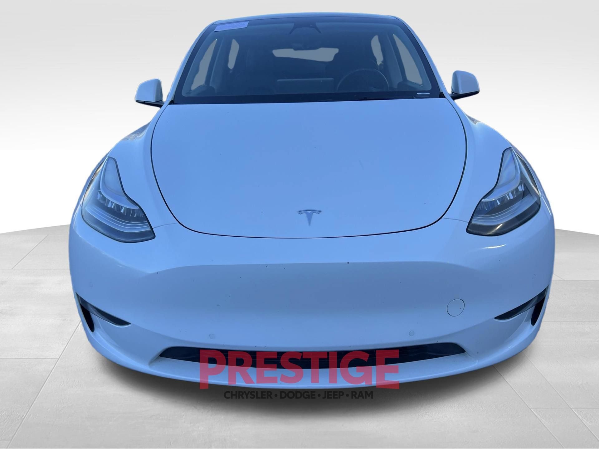 Used 2021 Tesla Model Y Long Range AWD/4WD image 3