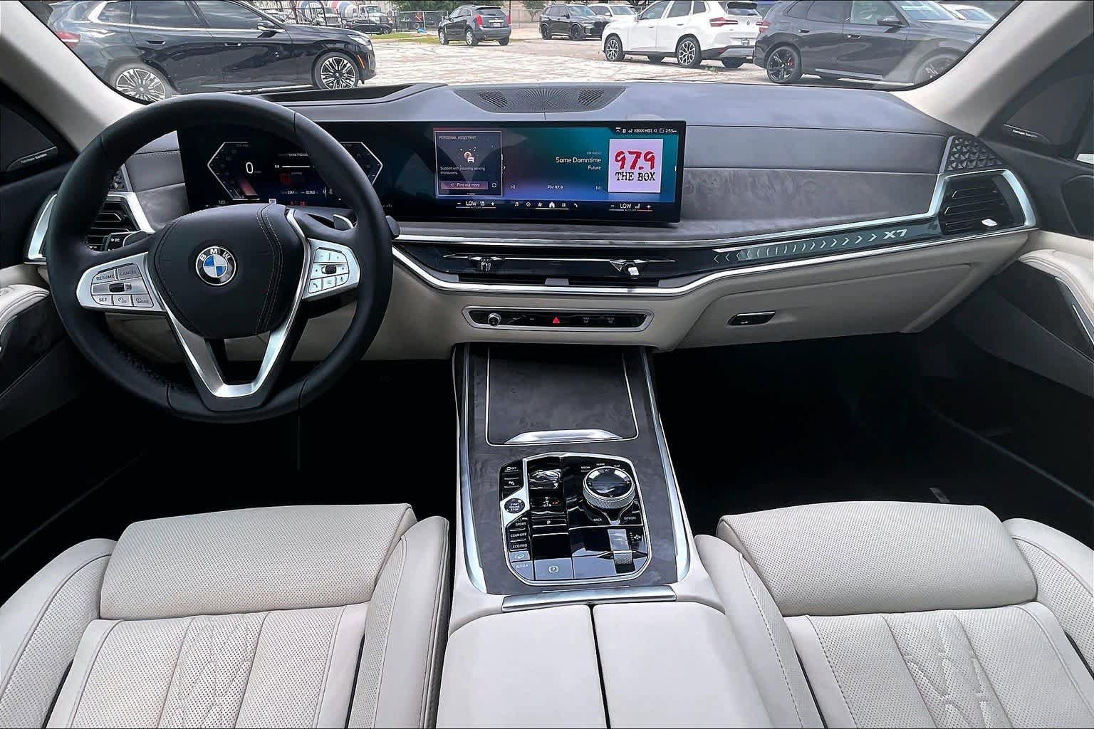Used 2026 BMW X7 xDrive40i AWD/4WD image 14