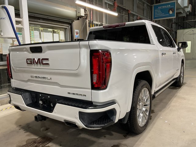 Used 2021 GMC Sierra 1500 Denali w/ Denali Ultimate Package image 9