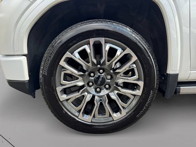 Used 2024 GMC Sierra 1500 Denali Ultimate AWD/4WD image 9