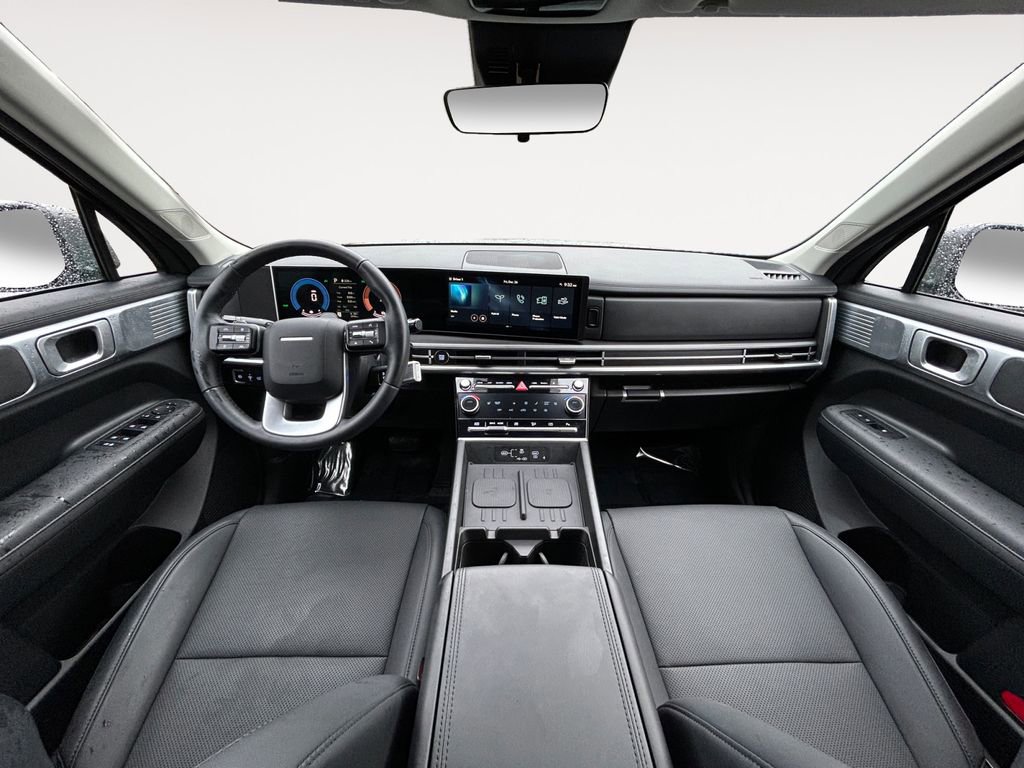 Used 2025 Hyundai Santa Fe SEL image 13