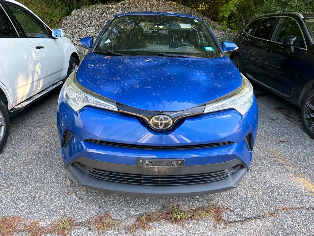 Used 2018 Toyota C-HR XLE FWD image 6