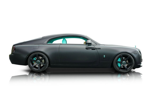 Used 2017 Rolls-Royce Wraith image 2