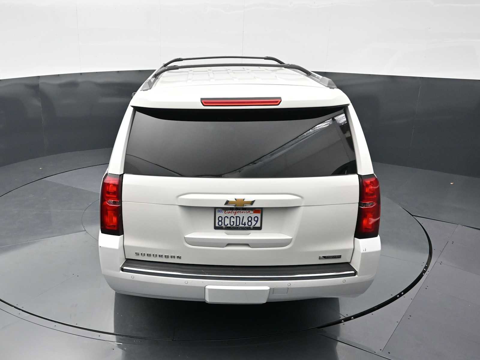 Used 2017 Chevrolet Suburban Premier AWD/4WD image 22
