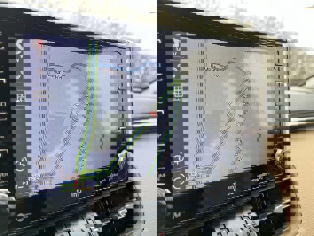 Used 2019 Toyota RAV4 Limited image 14