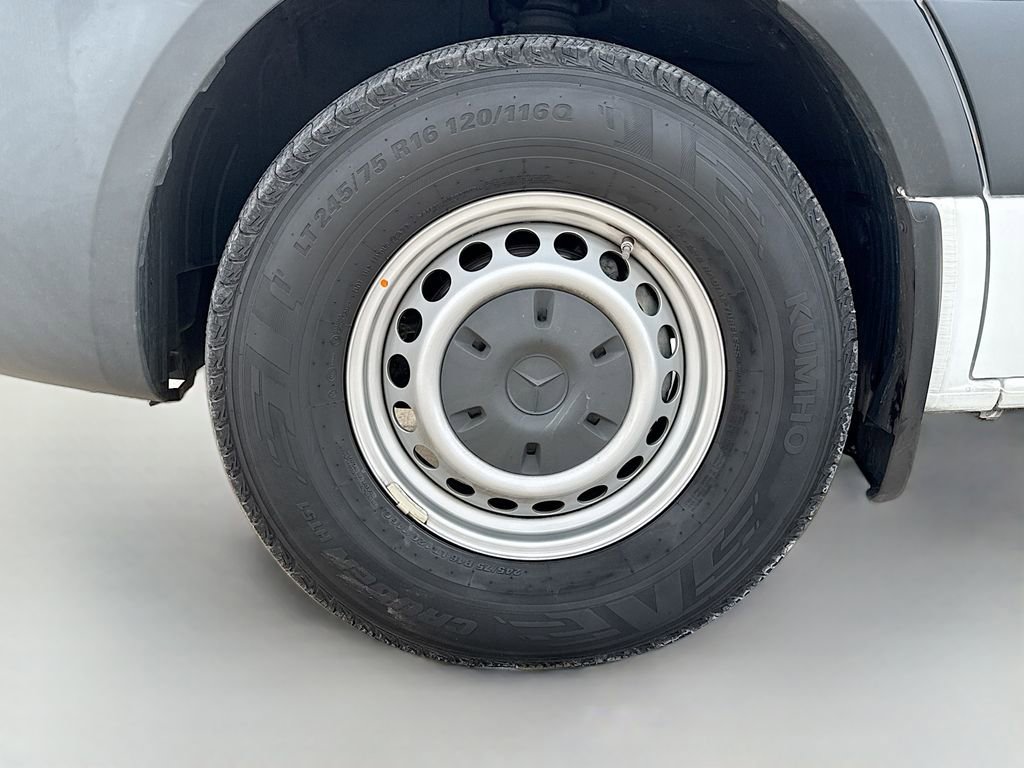 Used 2023 Mercedes-Benz Sprinter 144 Cargo image 27