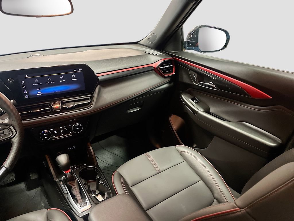 Used 2025 Chevrolet TrailBlazer RS w/ Convenience Package image 23