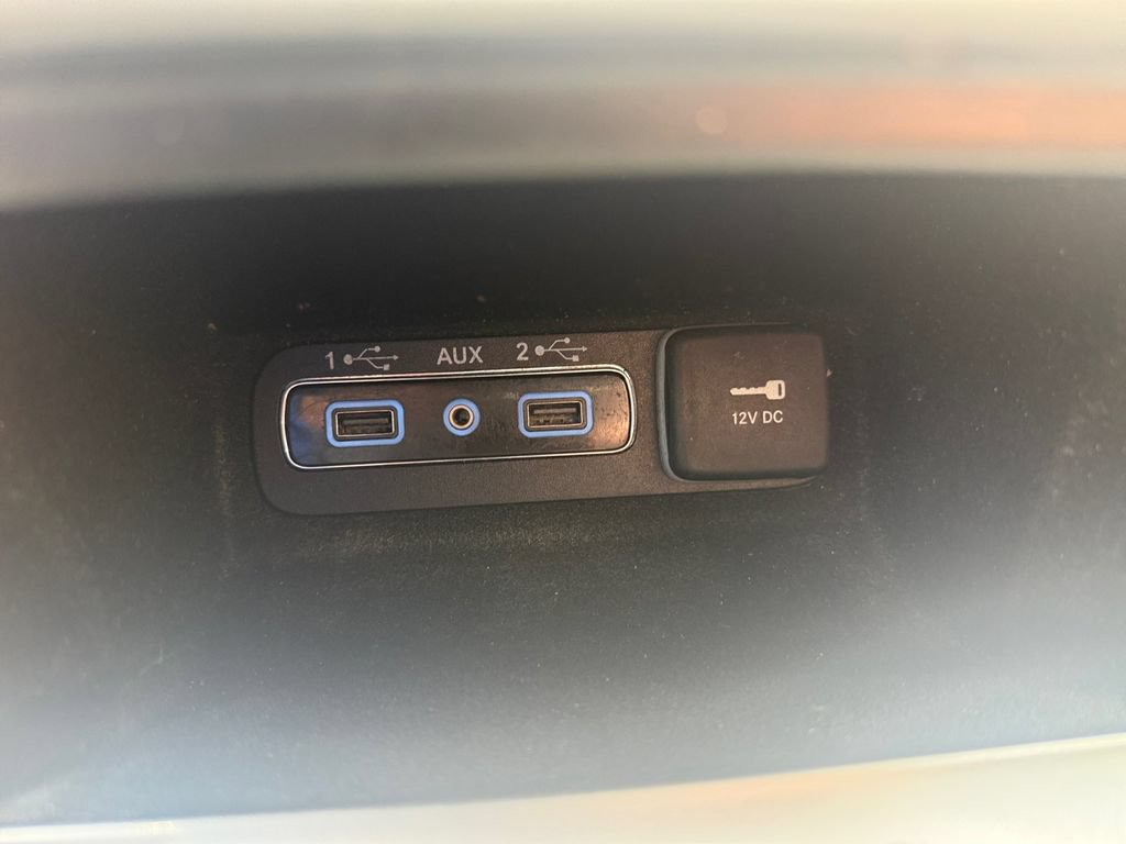 Used 2019 Jeep Grand Cherokee Altitude RWD image 26