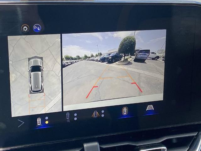 Used 2025 Chevrolet Equinox ACTIV w/ Safety and Technology Package AWD/4WD image 10