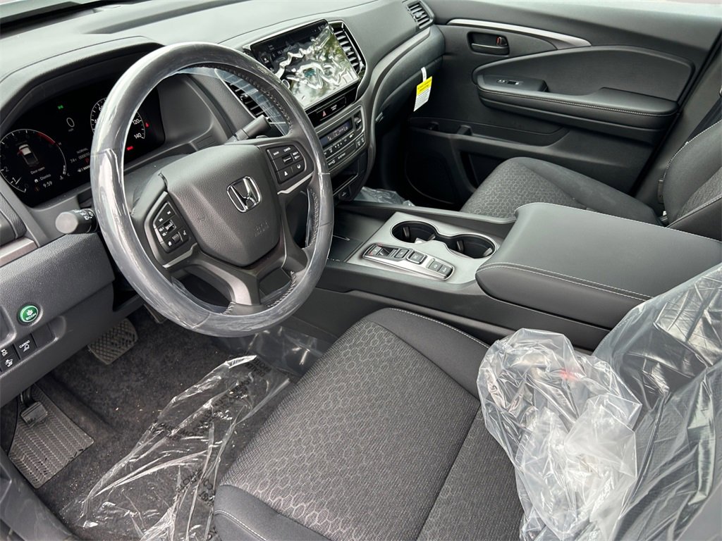 New 2025 Honda Ridgeline Sport image 10