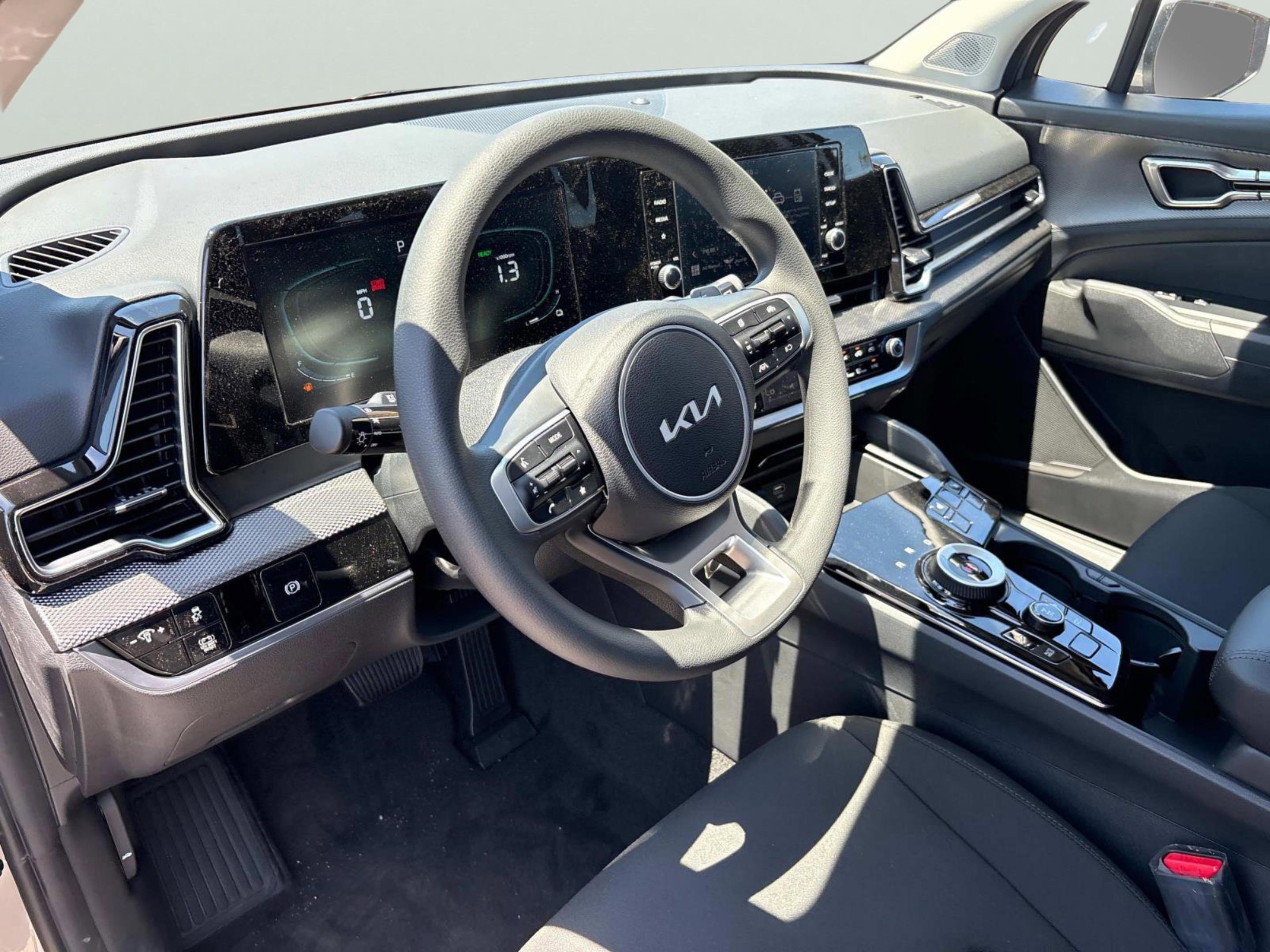 New 2025 Kia Sportage LX image 22