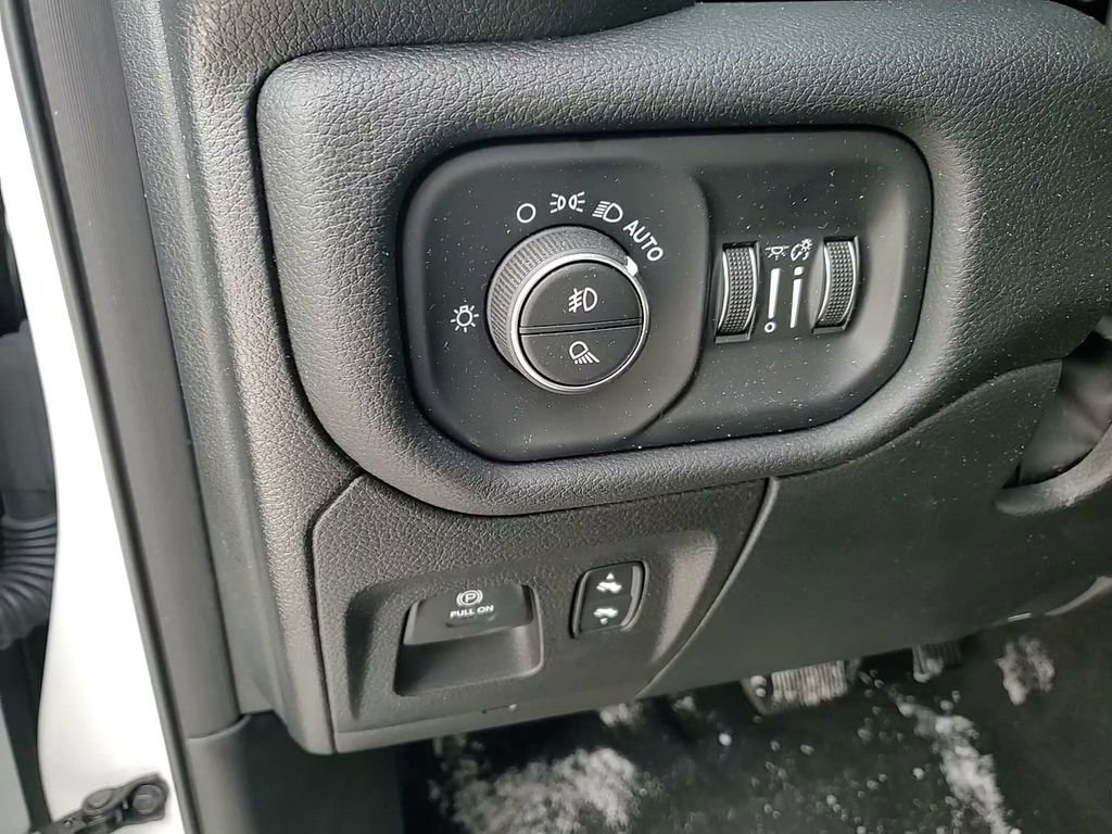 Used 2022 RAM 1500 Laramie image 27