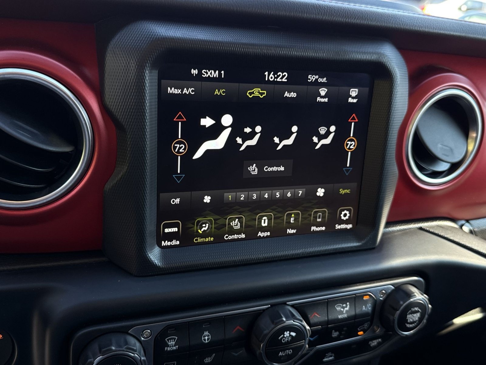 Used 2023 Jeep Gladiator Rubicon w/ LED Lighting Group AWD/4WD image 30