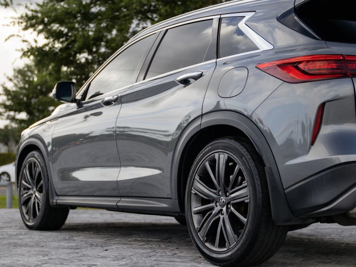 Used 2020 INFINITI QX50 Essential w/ Edition 30 Package FWD image 9